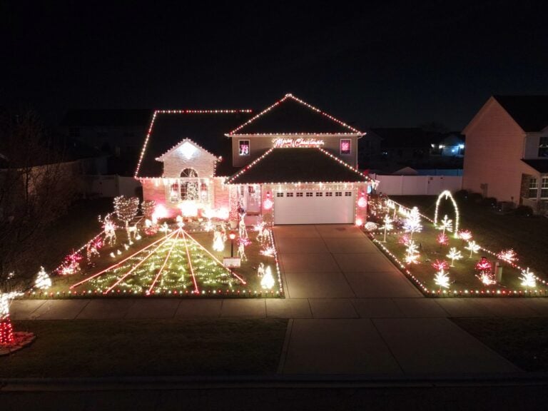 Photo 3 of Miracle on Pinnacle Street