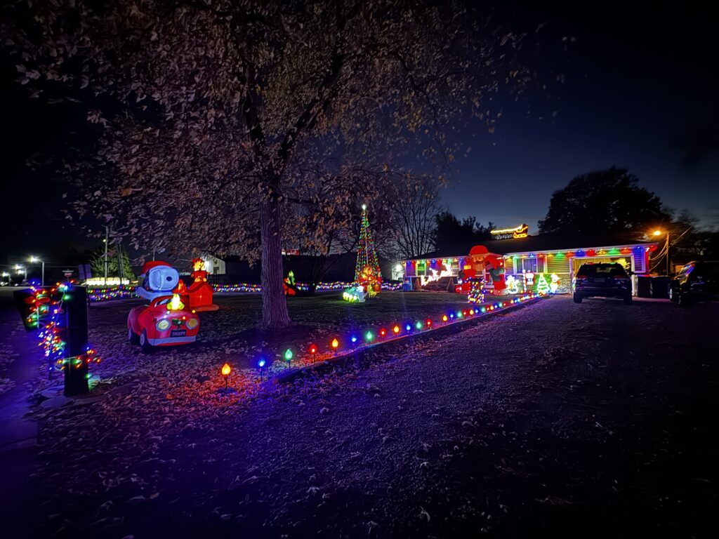 Photo 2 of Mosiman Holiday Cheer