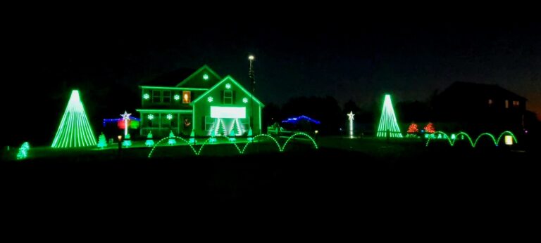 Photo 3 of Happy Lights on Trinity