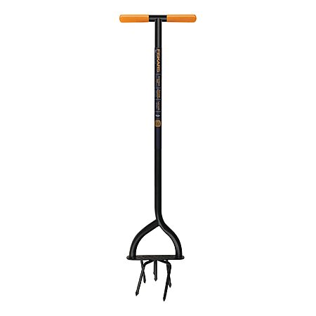 40" Fiskars 6-Tine Long-handle Hand Tiller