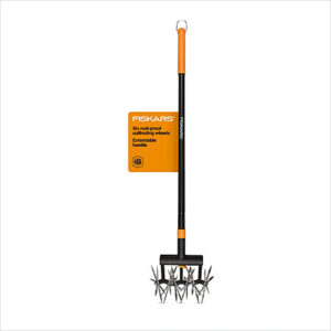 Fiskars Extendable Cultivator for Garden and Lawn, 40"- 60" $34.88